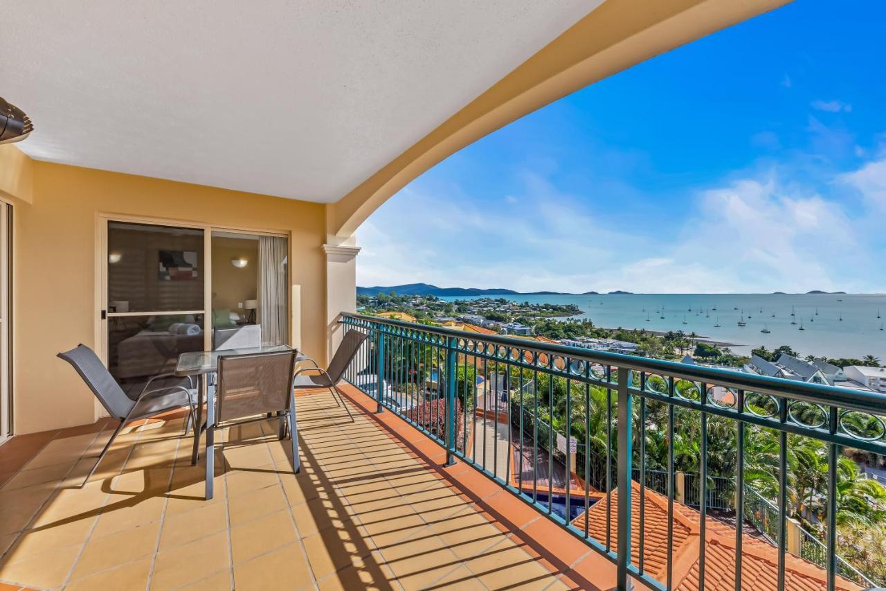 Ferienwohnung Magnificence At Airlie Airlie Beach Exterior foto
