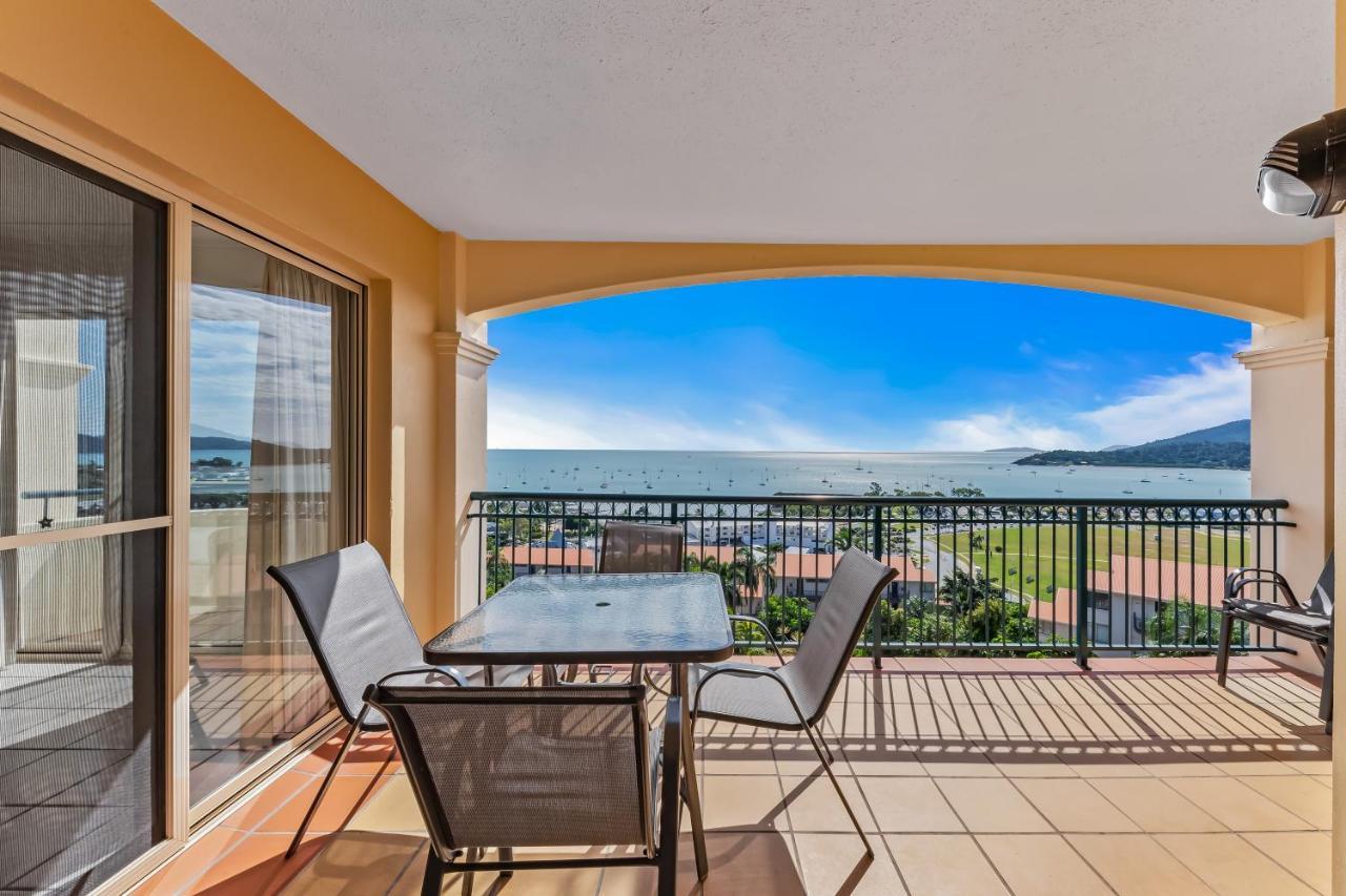 Ferienwohnung Magnificence At Airlie Airlie Beach Exterior foto