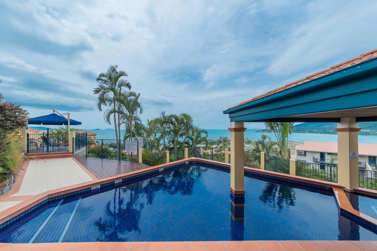 Ferienwohnung Magnificence At Airlie Airlie Beach Exterior foto